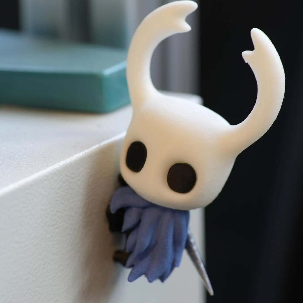 3D Printed Fridge Magnet: PLA Detachable Assembly Figure | Silk Hollow Song Knig